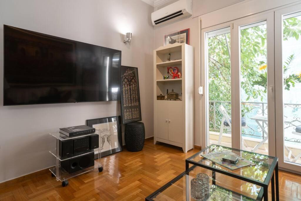 Chic N Central Apt In Kolonaki Atenas Exterior foto